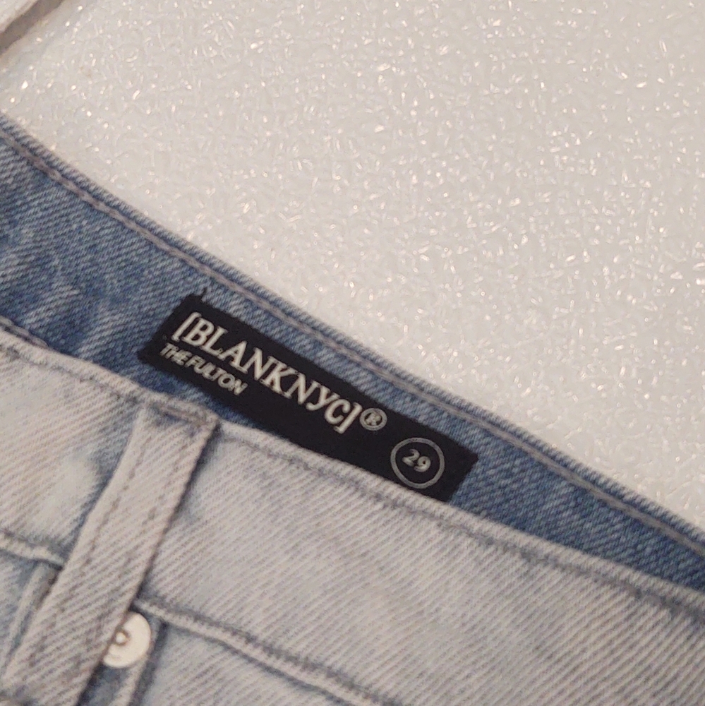 BLANK NYC Fulton Roll Up Jean Shorts 29 NWT - Picture 2 of 4